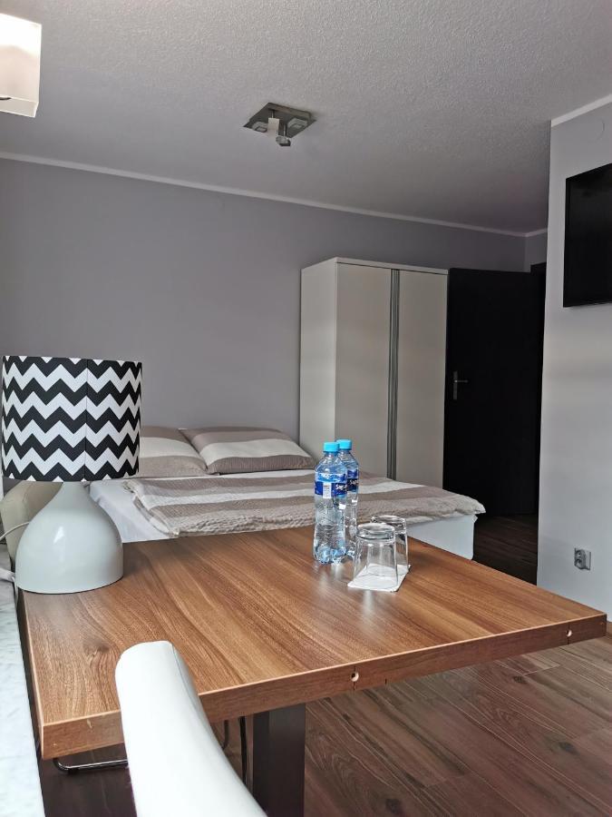 פוזנן 10 Bed And Breakfast מראה חיצוני תמונה
