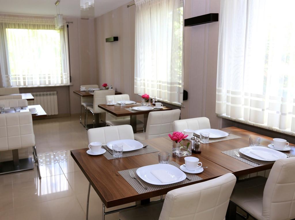 פוזנן 10 Bed And Breakfast מראה חיצוני תמונה